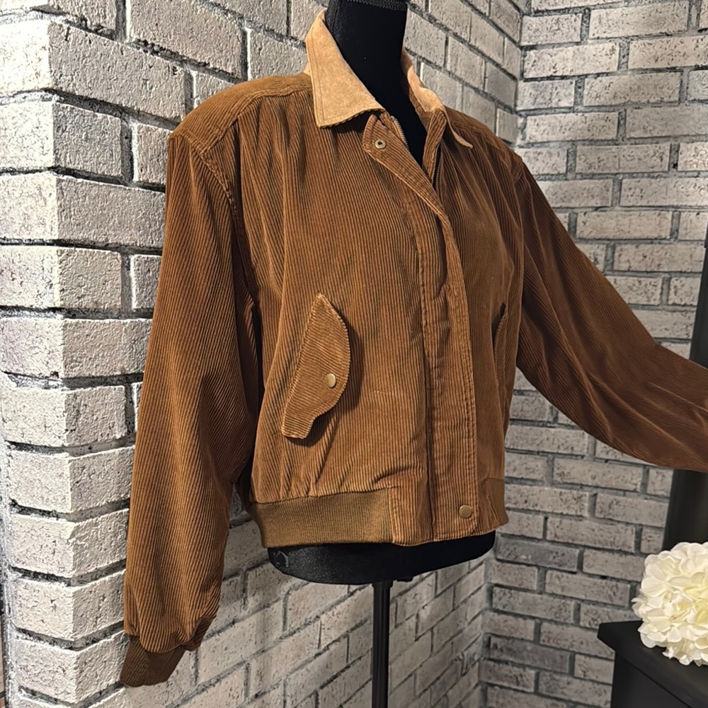 Vintage LizSport Brown Bomber Jacket with Corduroy Texture - Picture 4 of 10